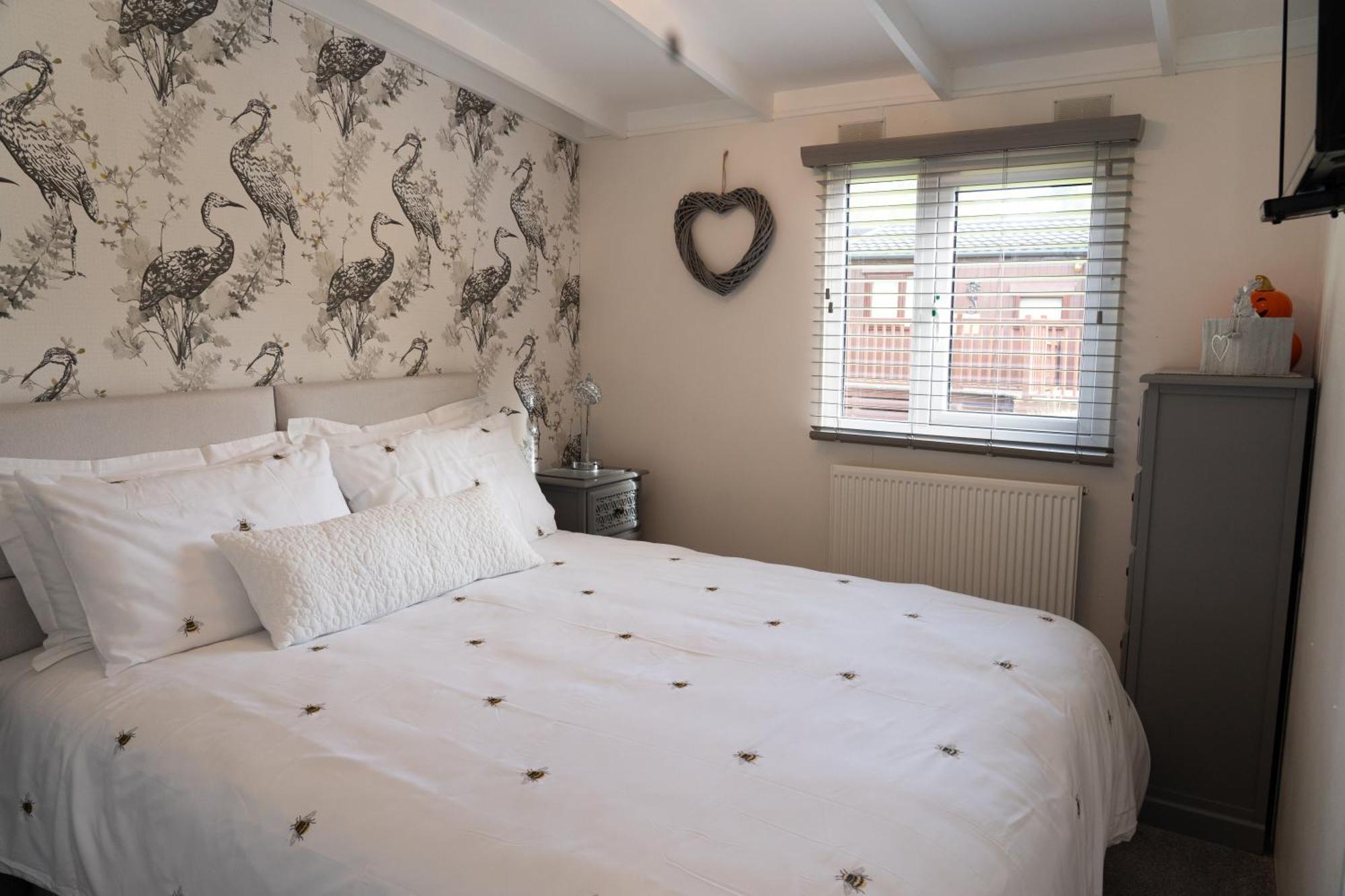 Lakeview Lodge, Builth Wells No Tradesmen Allowed ภายนอก รูปภาพ